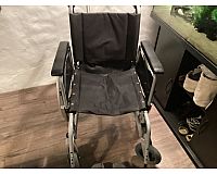 Rollstuhl faltbar mit Trommelbremse SB 45 cm bis 125 kg