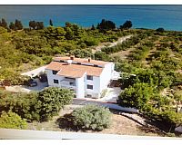 Haus mit (Meer-)Blick auf Zadar - 6 vermietbare Ferienwohnungen