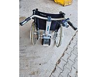 Rollstuhl mit Schiebehilfe Alber
