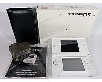 Nintendo DS Lite Handheld Konsole - Weiß - inkl. Schutzcase und Ladekabel in OVP