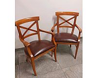 2 formschöne und bequeme (antike) Stühle