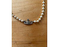Vivienne Westwood Perlenkette / Bas Relief Choker