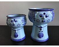 Blaue Übertöpfe, Vase