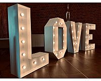 Love Leuchtbuchstaben - Hochzeit, Verlobung, Deko etc.