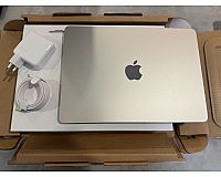 Apple Macbook Air 2024 ( M3 Chip, 16GB RAM, 256SSD )