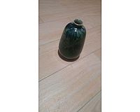 Vase dunkelgrün
