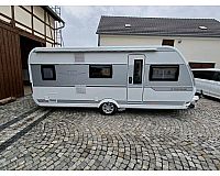 Wohnwagen Hobby 545 KMF+Markise+Mover+Klima+Fahrradträger+TV