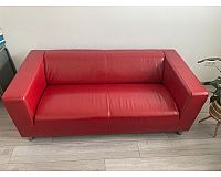 Neuwertiges rotes IKEA Leder Sofa