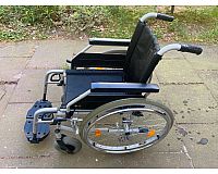 Schmaler Rollstuhl 38cm Sitzbreite guter Zustand