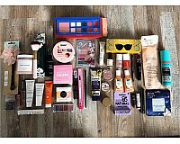 Goodiebox glossybox Beauty Wellness Schminke Box Set Paket