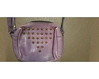 Handtasche lila mit Sternen aus Leder
