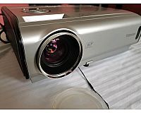 Toshiba TDP-T360 Beamer Projektor