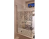 stylische Duschtrennwand Glas Badewanne 80 x 138 cm wie neu