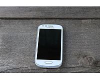 SAMSUNG Galaxy S III Mini