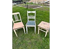 Holz Stühle und Hocker