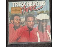 Threacherous Three Vinyl limitiert auf 750 Stück