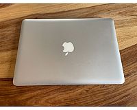 MacBook Pro 13 Zoll, Mitte 2012 + Ladekabel + Schutzhülle