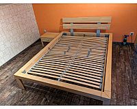 Bett aus Birkenholz