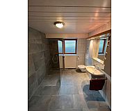Schöne 2 Zimmer-Wohnung mit Einbauküche Bad/WC u. Terrasse (64Qm)