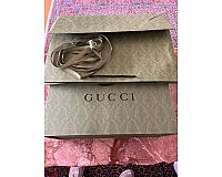 Große Gucci Box Tüte Schleife