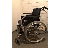 Rollstuhl unbenutzt