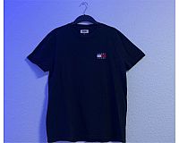 schwarzes Tommy Hilfiger T-Shirt L
