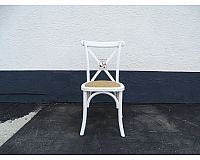 Crossback Stuhl mit Rattan weiß aus Eichenholz oder Ulmenholz