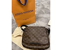 Louis Vuitton Segeltuch Business Tasche Unisex